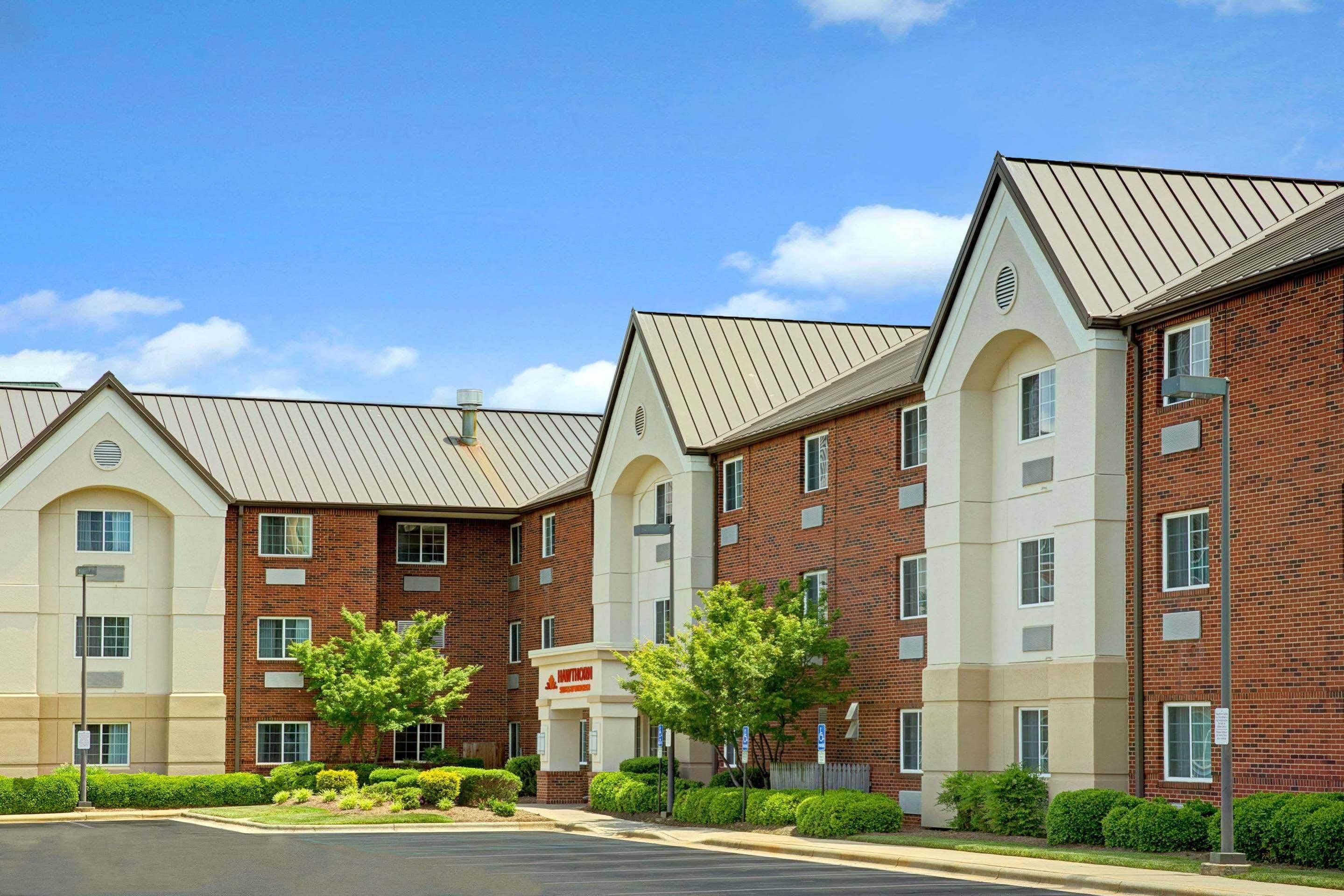 Mainstay Suites Greensboro Exterior photo